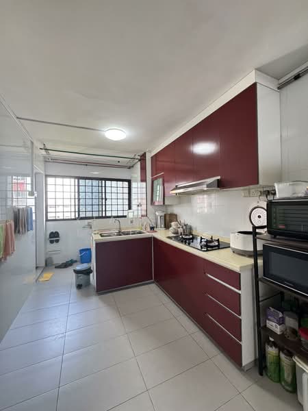 For Sale - 605 Hougang Avenue 4