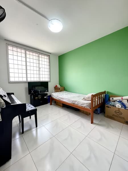 605 Hougang Avenue 4, 605 Hougang Avenue 4, 3 Bedrooms, 904 sqft, HDB Flat For Sale, by Xiang Rui Issey Lim, 500095187 - Bedroom - PropertyGuru.com.sg