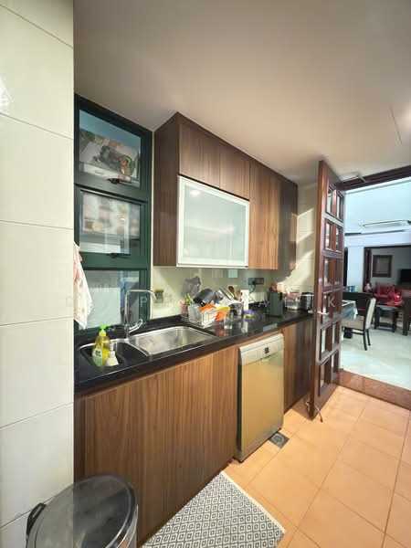 Pebble Bay Condominium For Sale at S$ 4,800,000 | PropertyGuru Singapore - Kitchen