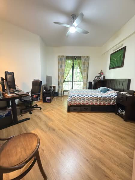 Pebble Bay Condominium For Sale at S$ 4,800,000 | PropertyGuru Singapore - Bedroom