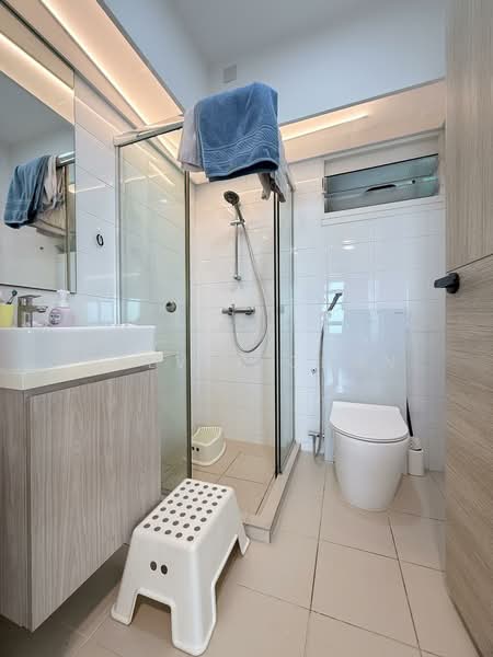 80A Telok Blangah Street 31, 80A Telok Blangah Street 31, 3 Bedrooms, 1,021 sqft, HDB Flat For Rent, by Melvin Chun, 500095208 - Bathroom - PropertyGuru.com.sg
