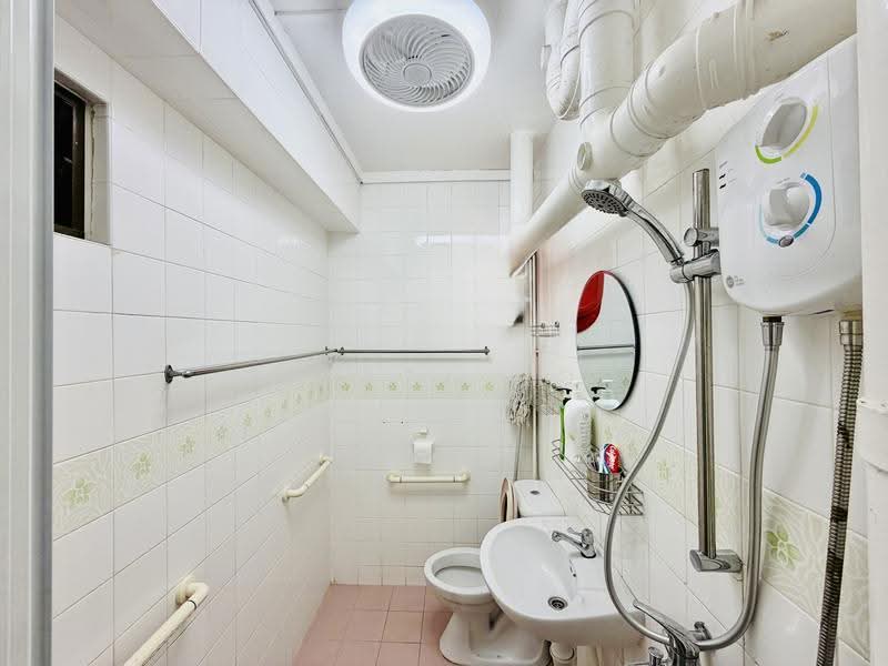 368 Woodlands Avenue 1, 368 Woodlands Avenue 1, Admiralty / Woodlands, Room Rental, 120 sqft, HDB Flat For Rent, by Jassy Ho, 500095233 - Bathroom - PropertyGuru.com.sg