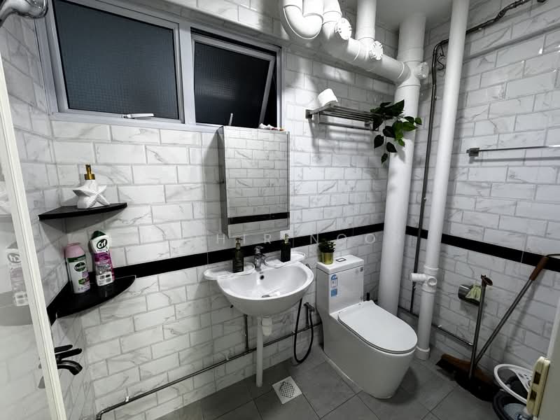 120 Marsiling Rise, 120 Marsiling Rise, Room Rental, 30 sqft, HDB Flat For Rent, by Hidhir Noor, 500095237 - Bathroom - PropertyGuru.com.sg