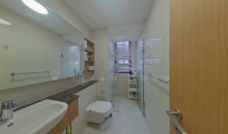 The Trilinq Condominium For Sale at S$ 1,950,000 | PropertyGuru Singapore - Bathroom