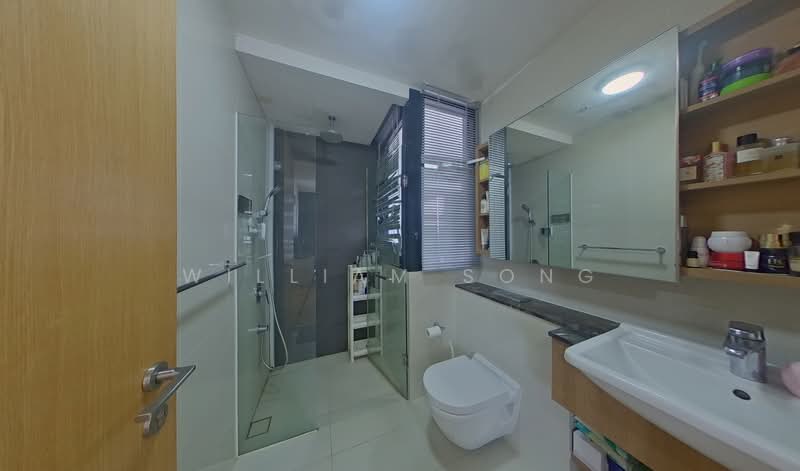 The Trilinq Condominium For Sale at S$ 1,950,000 | PropertyGuru Singapore - Bathroom