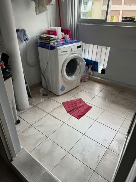 743 Woodlands Circle HDB Flat For Sale at S$ 538,000 | PropertyGuru Singapore - Interior