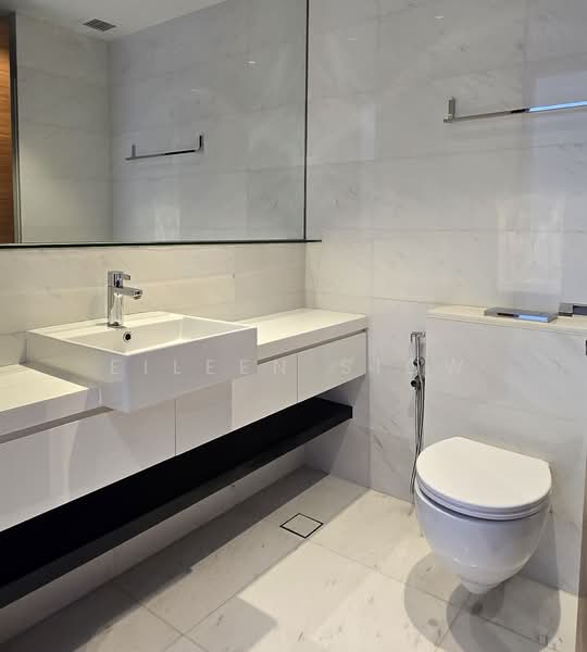 Altez Condominium For Sale at S$ 2,270,000 | PropertyGuru Singapore - Bathroom