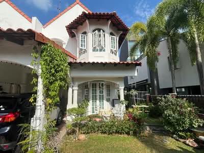 For Sale - ✨LANDED ELITE✨ Rare Jalan Senang Landed Enclave D14