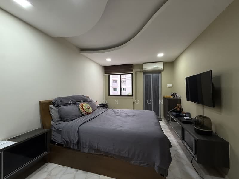 307 Woodlands Avenue 1 HDB Flat For Sale at S$ 1,250,000 | PropertyGuru Singapore - Bedroom