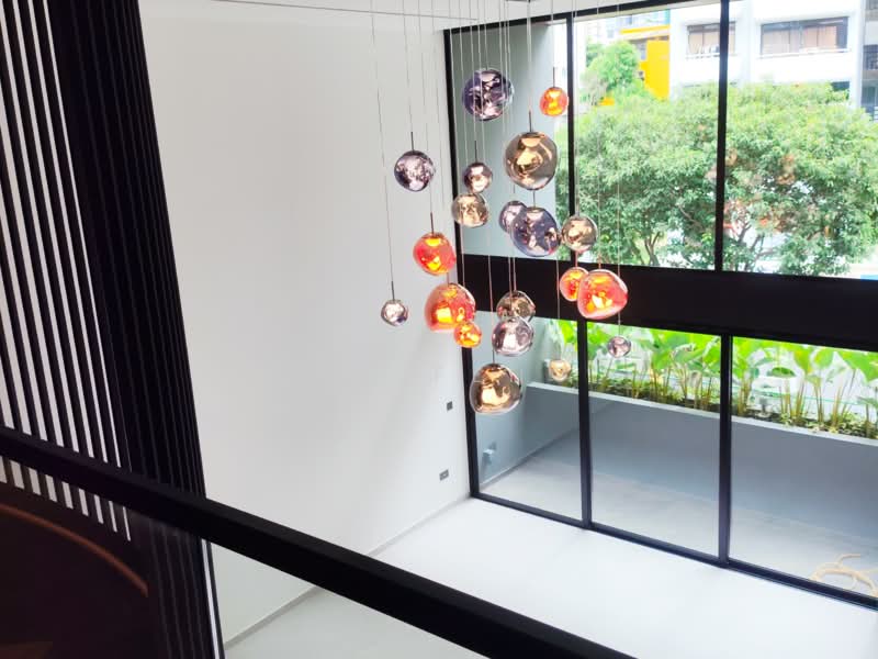 Novena MRT 🏆Balestier Road ⭐Hong Wen School Brand New 5-Sty Inter-Terrace Lift & Attic & Mezzanine, Boon Teck Road, 5 Bedrooms, 1,443 sqft, Terraced House For Sale, by Lyn Feng, 500095276 - Interior - PropertyGuru.com.sg