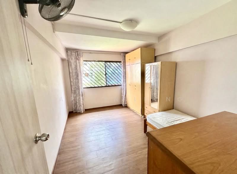 395 Yishun Ring Road, 395 Yishun Ring Road, 3 Bedrooms, 1,119 sqft, HDB Flat For Sale, by Carolyn Leong, 500095283 - Bedroom - PropertyGuru.com.sg