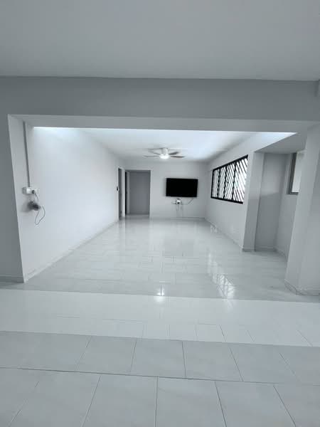 454 Tampines Street 42 HDB Flat For Sale at S$ 1,580,000 | PropertyGuru Singapore - Living Room