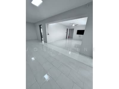 For Sale - 454 Tampines Street 42