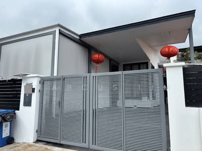 For Sale - Braemar Drive Corner Terrace