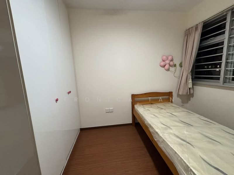 454 Yishun Street 41, 454 Yishun Street 41, Room Rental, 200 sqft, HDB Flat For Rent, by Veronica Tan, 500095307 - Bedroom - PropertyGuru.com.sg