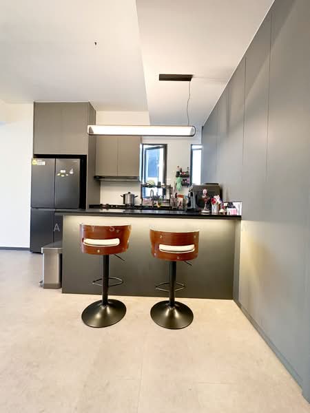 Gem Residences Condominium For Sale at S$ 2,500,000 | PropertyGuru Singapore - Kitchen