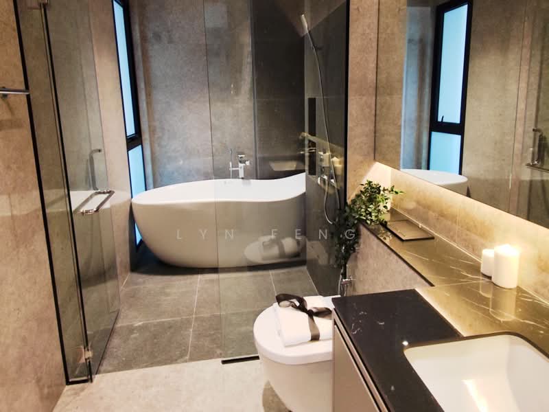 Canberra MRT 🏆 Sembawang Park ⭐Brand New 4-Sty Inter-Terrace with Lift & Attic, Jalan Sankam, 6 Bedrooms, 1,771 sqft, Terraced House For Sale, by Lyn Feng, 500095309 - Bathroom - PropertyGuru.com.sg