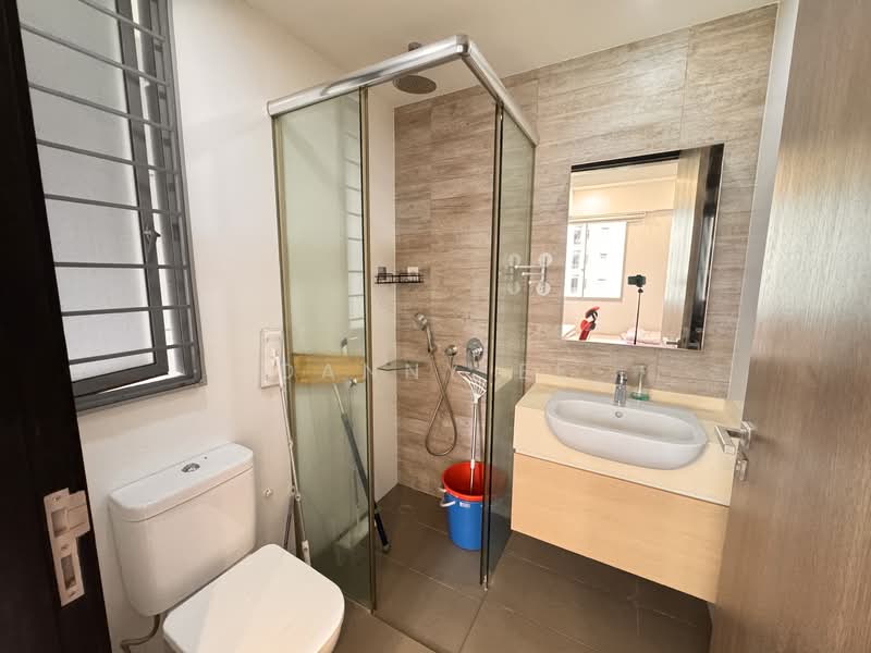 Hills TwoOne Condominium For Sale at S$ 1,538,000 | PropertyGuru Singapore - Bathroom