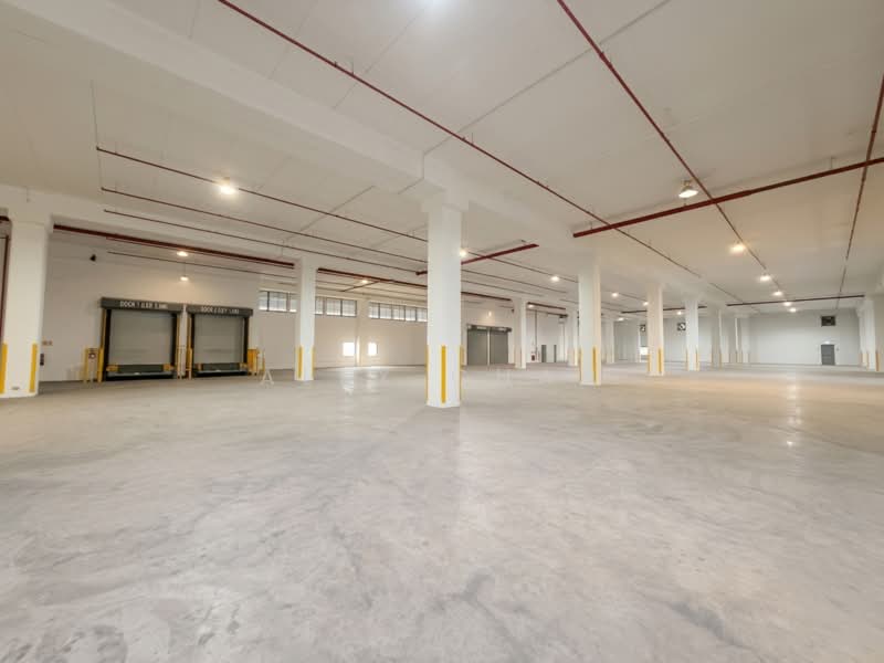 Cheapest in Jurong | $1psf | Standalone | Loading Bays | 7m Ceiling, Jurong, 195,000 sqft, Warehouse For Rent, by Alex Chan, 500095326 - Interior - CommercialGuru.com.sg