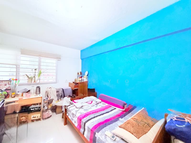 359 Clementi Avenue 2 HDB Flat For Sale at S$ 599,000 | PropertyGuru Singapore - Bedroom