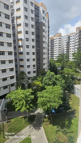 694C Woodlands Drive 62 HDB Flat For Sale at S$ 745,000 | PropertyGuru Singapore - Exterior