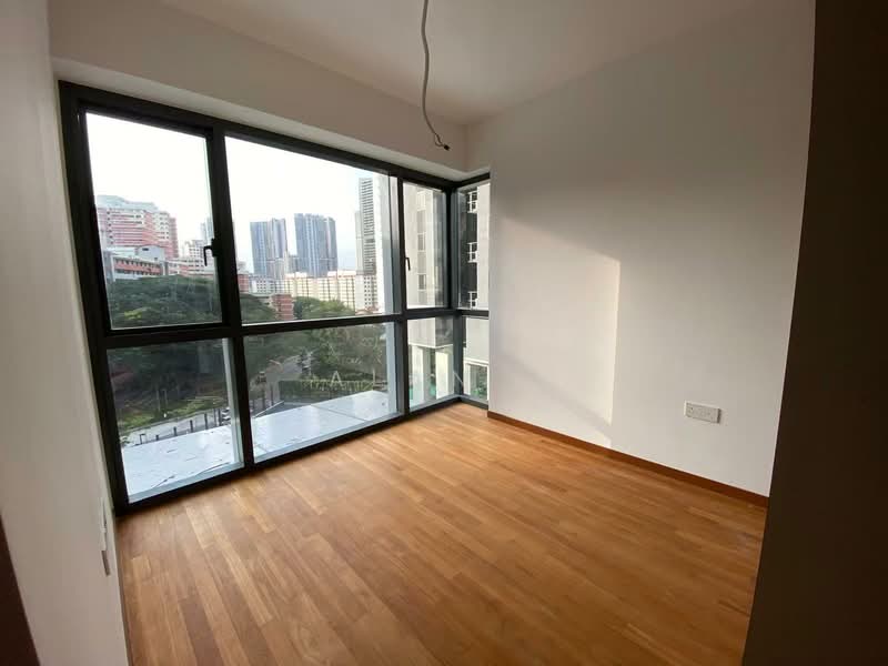 Stirling Residences Condominium For Sale at S$ 2,600,000 | PropertyGuru Singapore - Master Room