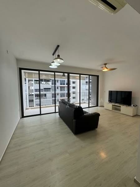 Parc Life, 25 Sembawang Crescent, 3 Bedrooms, 1,066 sqft, Executive Condominium For Rent, by Fransiska Tan, 500095364 - Living Room - PropertyGuru.com.sg