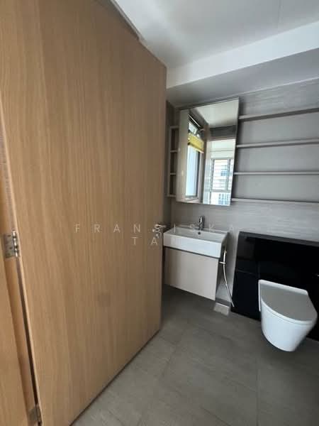 Parc Life, 25 Sembawang Crescent, 3 Bedrooms, 1,066 sqft, Executive Condominium For Rent, by Fransiska Tan, 500095364 - Bathroom - PropertyGuru.com.sg