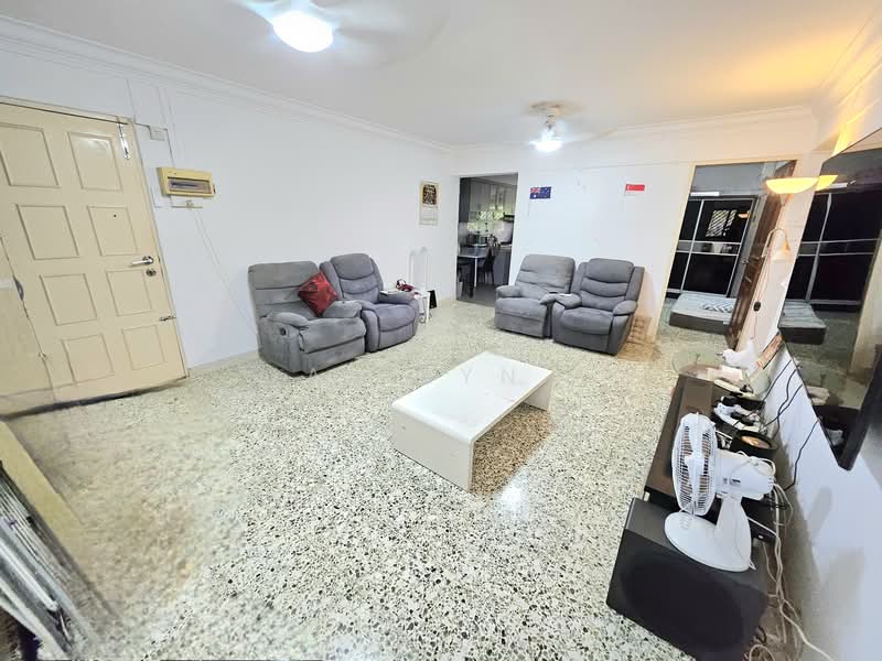 412 Commonwealth Avenue West, 412 Commonwealth Avenue West, 3 Bedrooms, 1,044 sqft, HDB Flat For Rent, by Janilyn K, 500095367 - Living Room - PropertyGuru.com.sg