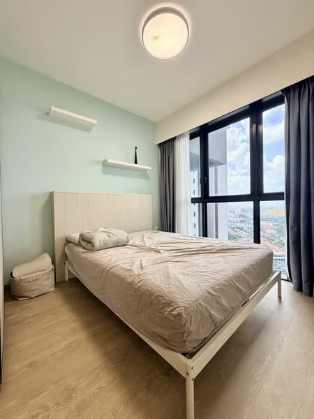 Whistler Grand, 107 West Coast Vale, 2 Bedrooms, 603 sqft, Condominium For Rent, by Eddie Xiao, 500095399 - Bedroom - PropertyGuru.com.sg