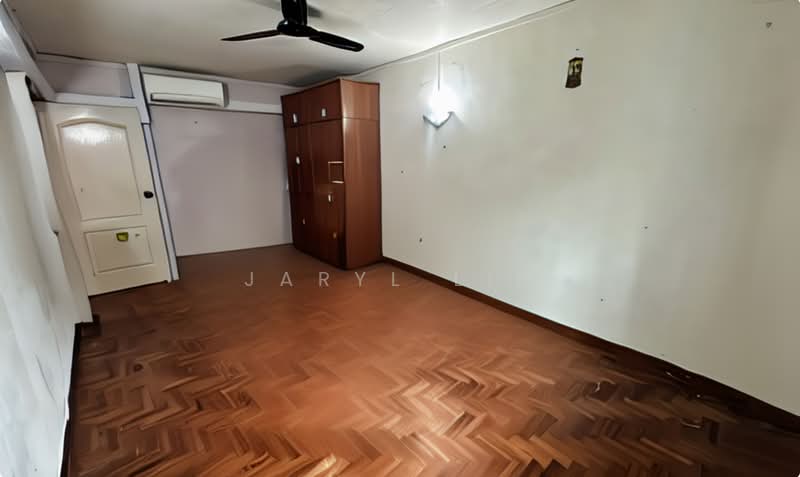 132 Ang Mo Kio Avenue 3 HDB Flat For Sale at S$ 750,000 | PropertyGuru Singapore - Interior