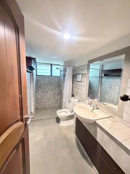 Braddell View, 10C Braddell Hill, Room Rental, 1,700 sqft, Condominium For Rent, by Mar Inn Chee, 500095412 - Bathroom/ toilet - PropertyGuru.com.sg