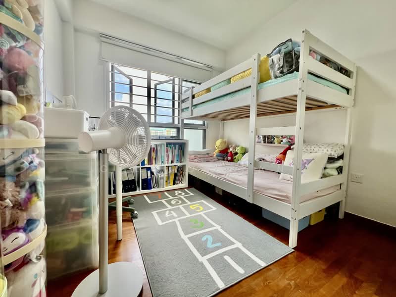 347A Yishun Avenue 11 HDB Flat For Sale at S$ 848,000 | PropertyGuru Singapore - Bedroom