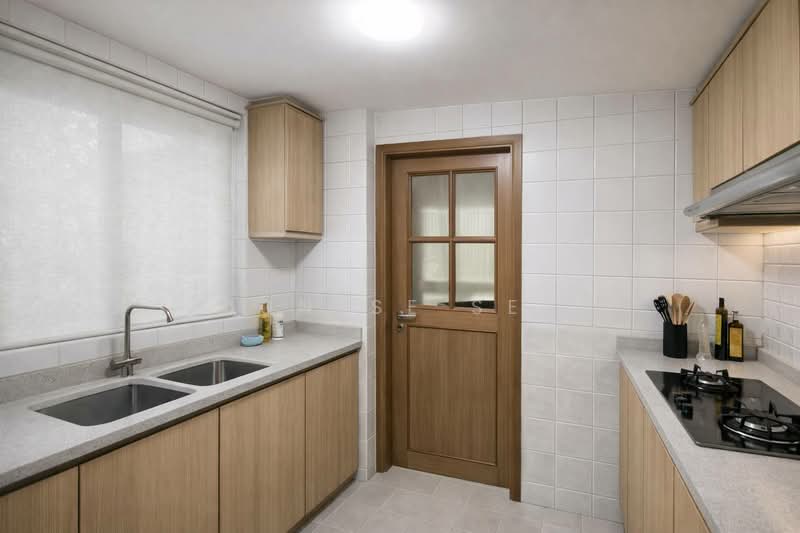 The Bayshore Condominium For Sale at S$ 1,300,000 | PropertyGuru Singapore - Kitchen