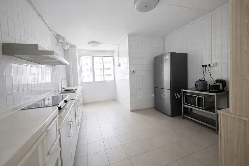 272 Bangkit Road HDB Flat For Sale at S$ 650,000 | PropertyGuru Singapore - Kitchen