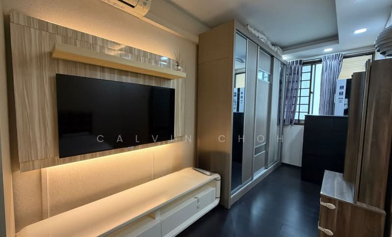 824 Jurong West Street 81 HDB Flat For Sale at S$ 638,000 | PropertyGuru Singapore - Bedroom