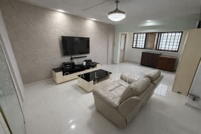 For Sale - 824 Jurong West Street 81