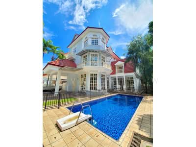 For Rent - Woodgrove Estate