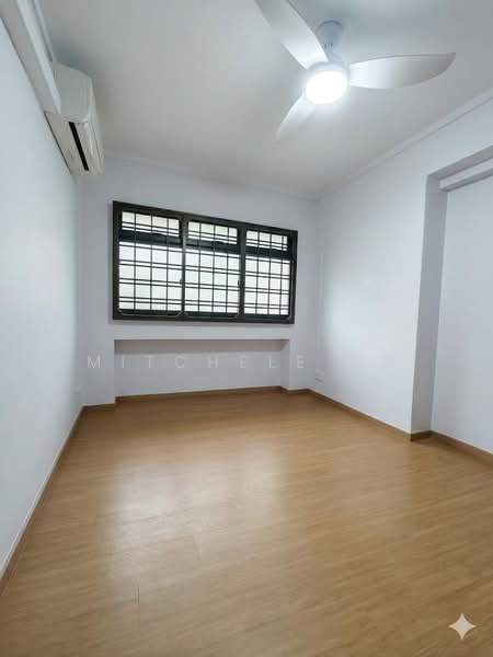 353 Kang Ching Road HDB Flat For Sale at S$ 650,000 | PropertyGuru Singapore - Interior