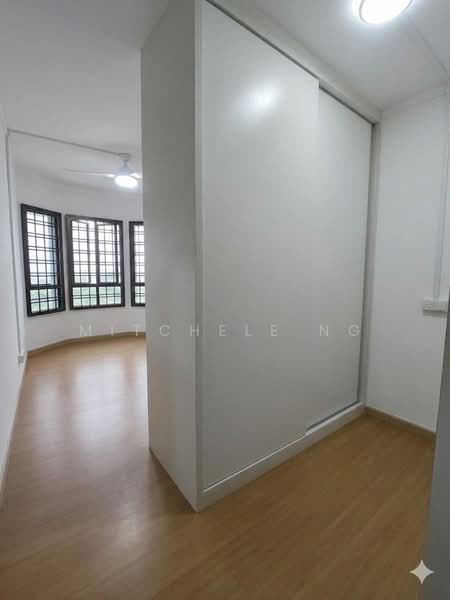 353 Kang Ching Road, 353 Kang Ching Road, 4 Bedrooms, 1,292 sqft, HDB Flat For Sale, by Mitchele Ng, 500095470 - Master Bedroom - PropertyGuru.com.sg