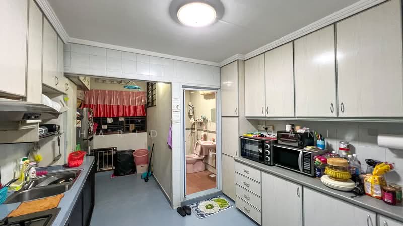 507 Jelapang Road HDB Flat For Sale at S$ 520,000 | PropertyGuru Singapore - Kitchen