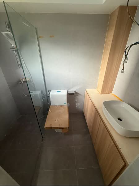 546 Serangoon North Avenue 3, 546 Serangoon North Avenue 3, Room Rental, 230 sqft, HDB Flat For Rent, by Zan Sim (沈瓒延), 500095475 - Bathroom - PropertyGuru.com.sg