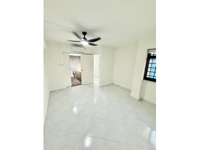 For Rent - 546 Serangoon North Avenue 3