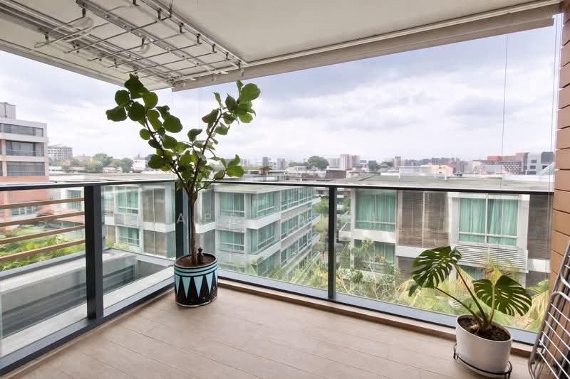 Sophia Hills, 23 Mount Sophia, 2 Bedrooms, 700 sqft, Condominium For Rent, by April Liu, 500095480 - Balcony - PropertyGuru.com.sg