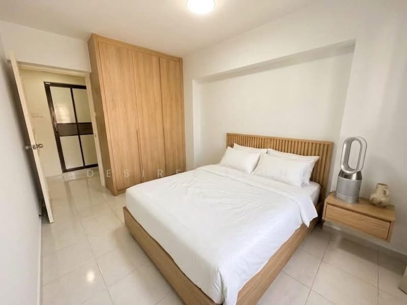 309B Anchorvale Road HDB Flat For Sale at S$ 620,000 | PropertyGuru Singapore - Bedroom