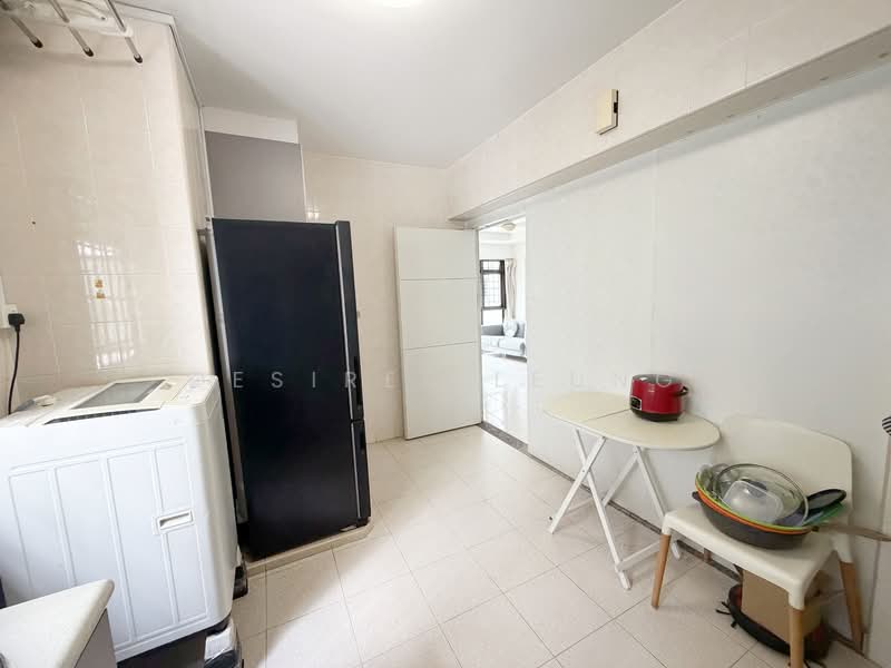 309B Anchorvale Road HDB Flat For Sale at S$ 620,000 | PropertyGuru Singapore - Kitchen