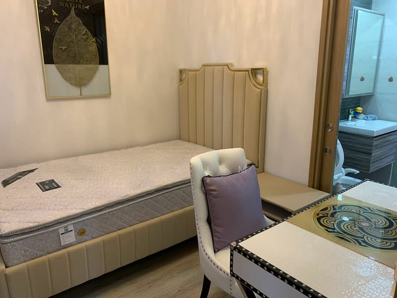 Coco Palms Condominium For Sale at S$ 2,377,000 | PropertyGuru Singapore - Bedroom