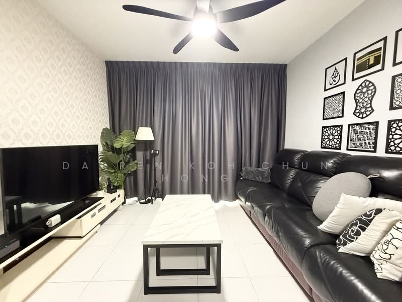 443A Fernvale Road HDB Flat For Sale at S$ 638,888 | PropertyGuru Singapore - Living Room