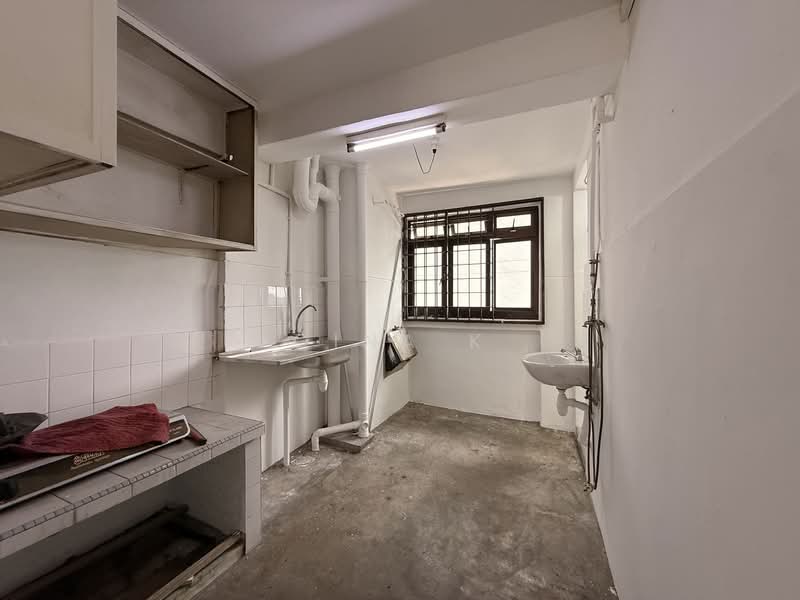 45 Telok Blangah Drive HDB Flat For Sale at S$ 340,000 | PropertyGuru Singapore - Kitchen