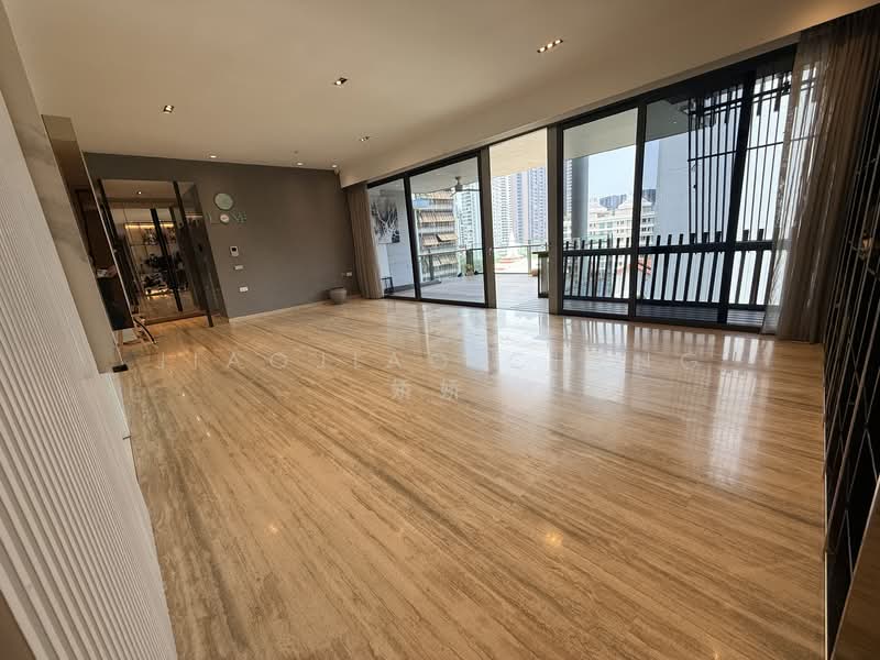 Goodwood Residence Condominium For Sale at S$ 7,500,000 | PropertyGuru Singapore - Living Room
